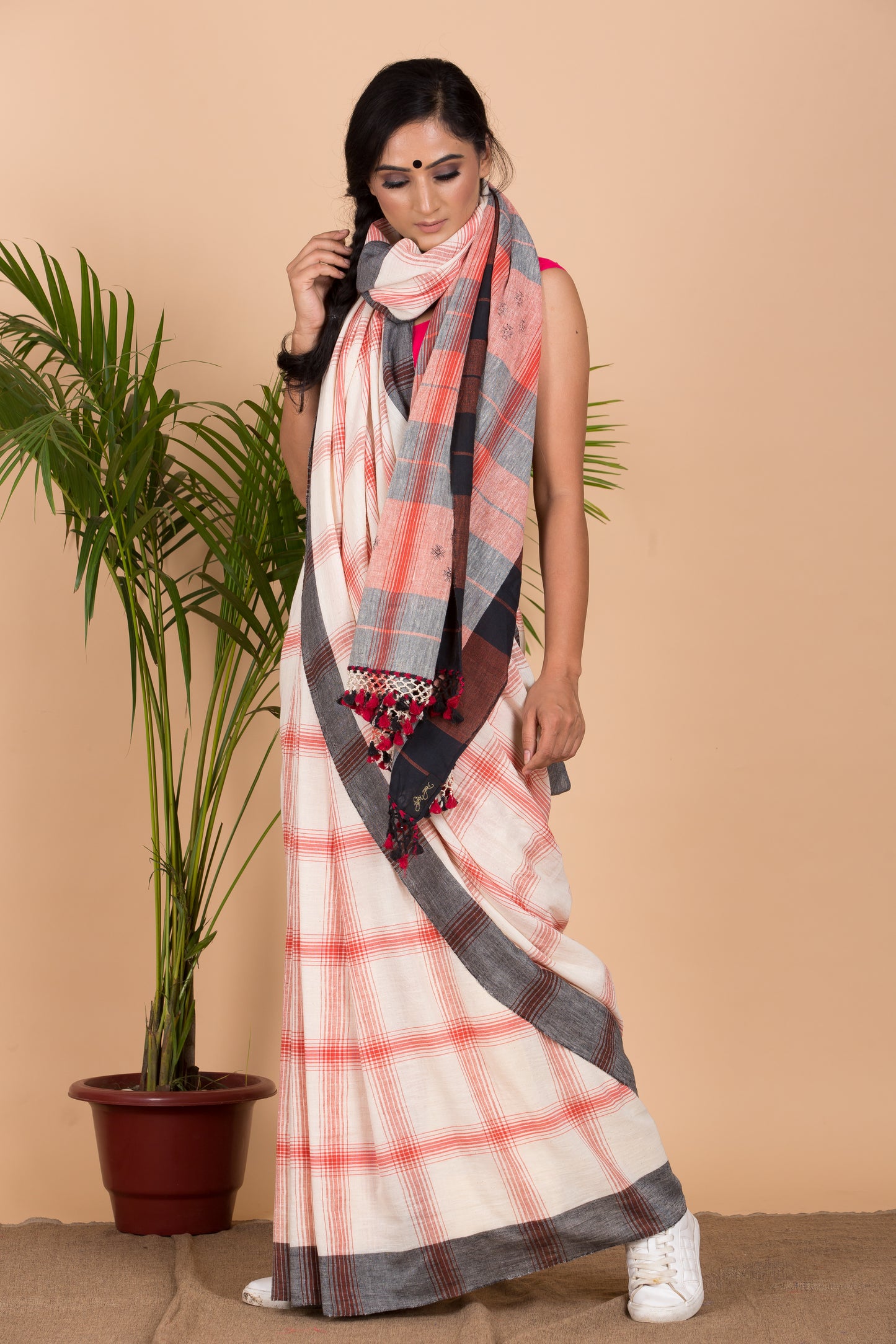 Off White VM Kala Cotton saree