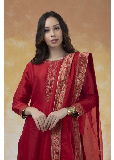 Upara Silk Plain Semi Stitched Suit	